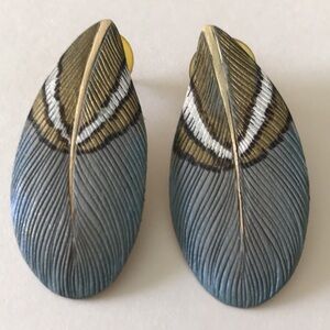 OFFERS WELCOMED Beautiful Feather Design Wood Pierced Earrings